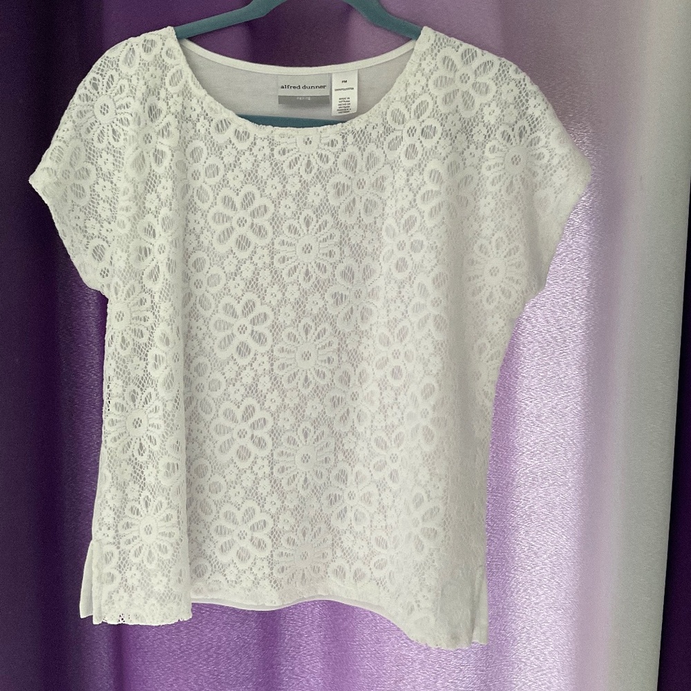 Alfred Dunner White Sleeveless blouse
